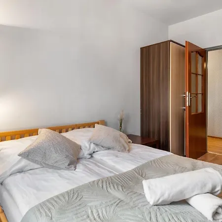 Rema W Centrum Apartzakop Apartmán *